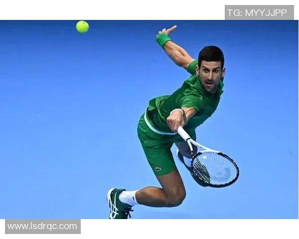 深圳足球队以78分稳居大师赛积分榜首位争夺冠军之路愈发明朗 深圳足球队以78分稳居大师赛积分榜首位争夺冠军之路愈发明朗